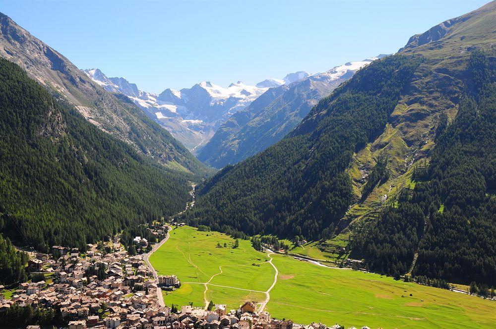 Hotel Le Bouquet - Adults Only Cogne Eksteriør billede